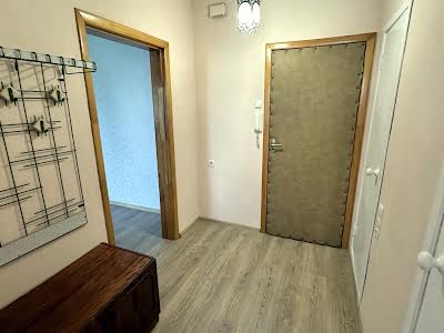 квартира по адресу Викентия Беретти ул., 3