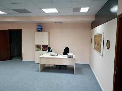 комерційна за адресою Івана Пулюя вул., 5
