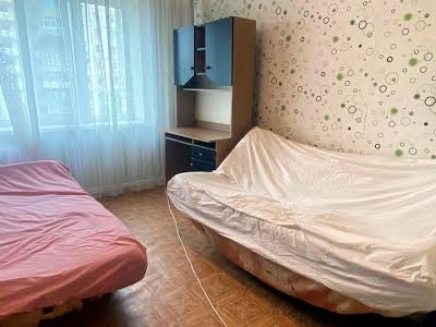 квартира за адресою Новопирогівська вул., 27/2