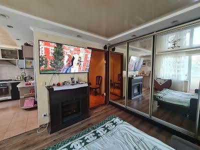квартира за адресою Серпова вул., 1
