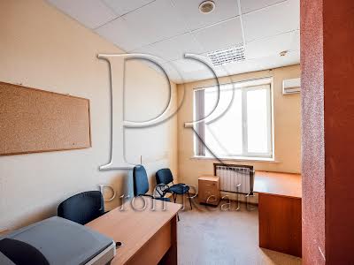 коммерческая по адресу Николая Михновского бульв. (Дружбы Народов), 38