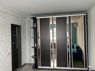 квартира за адресою Нескорених вул. (Героїв Праці), 47а