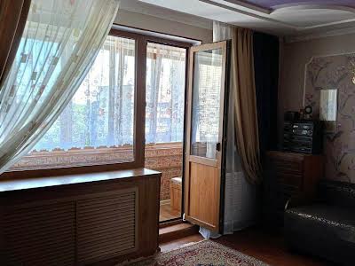 квартира за адресою Луї Пастера вул., 183