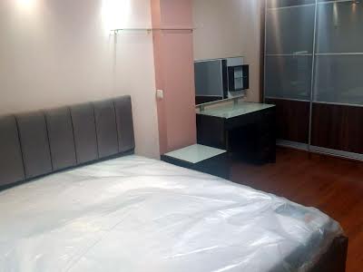 квартира по адресу Анны Ахматовой ул., 35