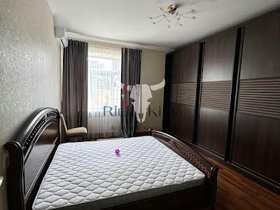 квартира за адресою Бульварно-Кудрявська вул. (Воровського), 4б