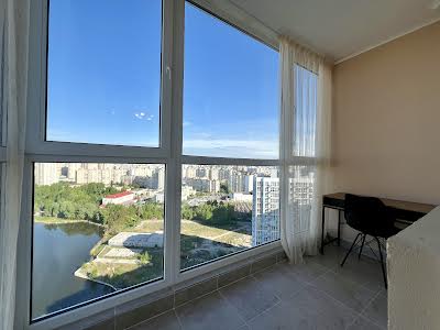 квартира по адресу Ревуцкого ул., 40-Г