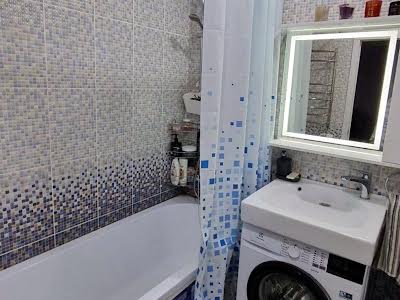 квартира по адресу Льва Ландау просп. (50-летия СССР), 52-А