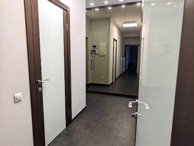 квартира по адресу Леси Украинки бульв., 7а