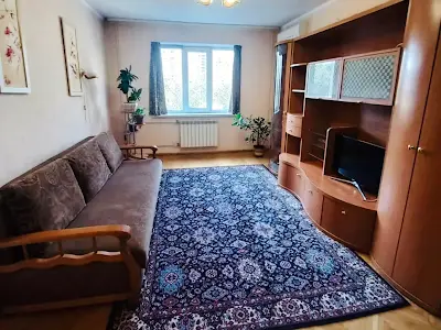 квартира по адресу Ревуцкого ул., 24/4
