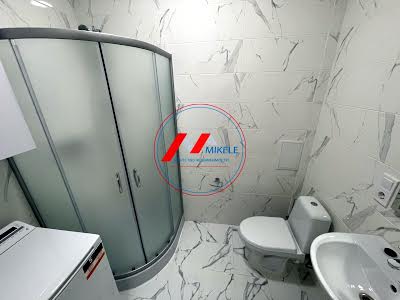 квартира за адресою Залізнична вул., 32