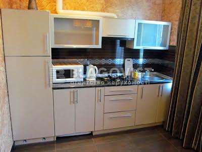 квартира по адресу Киев, Трёхсвятительская ул., 9
