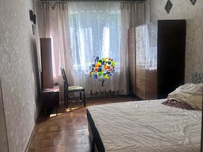 квартира по адресу Сергія Берегового ул. (Мартиросяна), 18