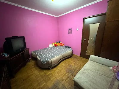 квартира за адресою Рональда Рейгана вул., 9-В
