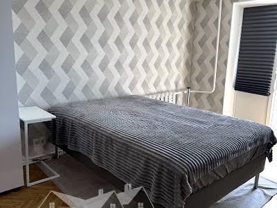 квартира за адресою Малишка, 27