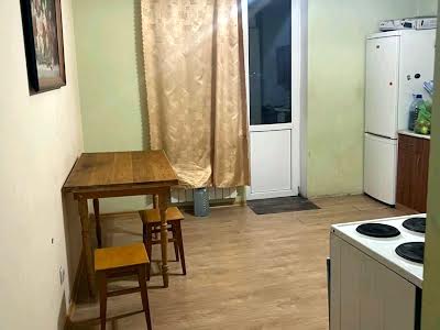 квартира за адресою Берковецька вул., 6
