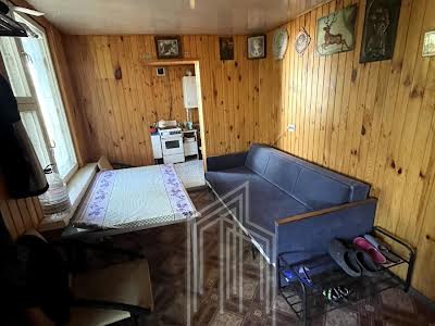 будинок за адресою Жовтнева, 4