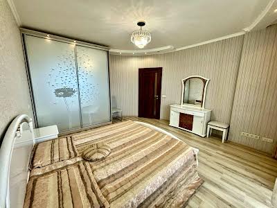 квартира по адресу Героїв Оборони ул., 10-А