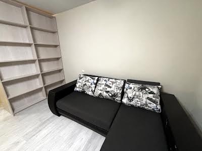 квартира за адресою Дмитра Луценка вул. (Крейсера 