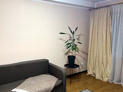 квартира за адресою Велика Васильківська вул. (Червоноармійська), 102
