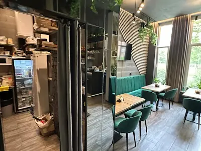 комерційна за адресою Березнева вул., 12
