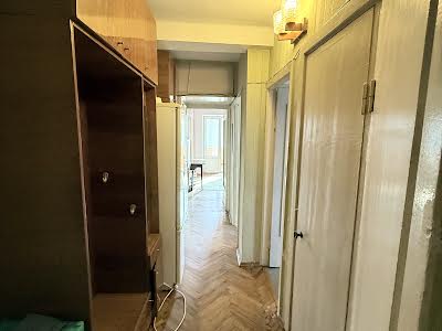 квартира за адресою Ореста Левицького вул. (Академіка Курчатова), 8