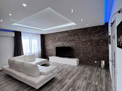 квартира за адресою Юрія Кондратюка вул., 5