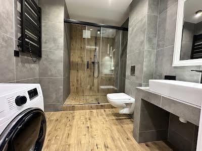 квартира за адресою Дніпровська набережна вул., 18А
