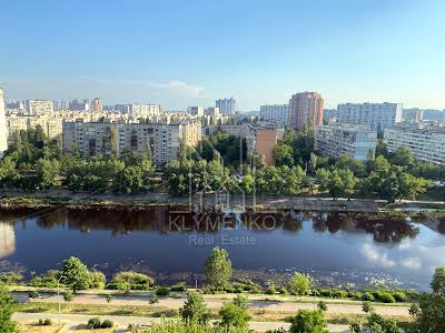 квартира за адресою Ованеса Туманяна вул., 15а