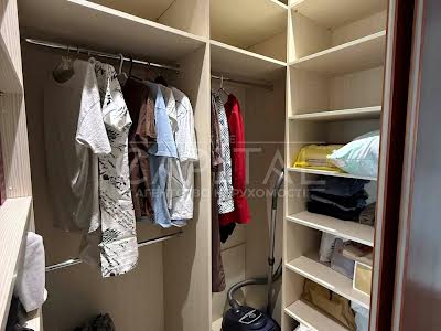 квартира по адресу Дарницкий бульв., 8в