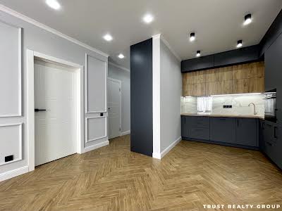 квартира за адресою Зарічна вул., 6корп4