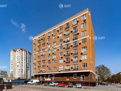 квартира за адресою Малиновського вул., 7