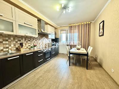 квартира по адресу Киев, Бориспольская ул., 4