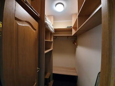квартира по адресу Киев, Олевская ул., 9
