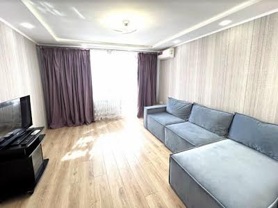 квартира за адресою Київ, Оболонська вул., 25
