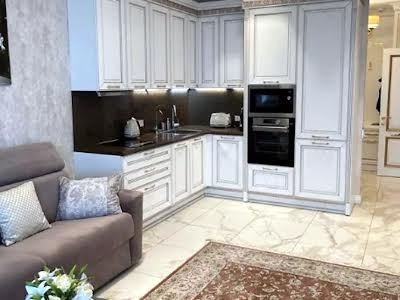 квартира за адресою Трускавецька вул., 8