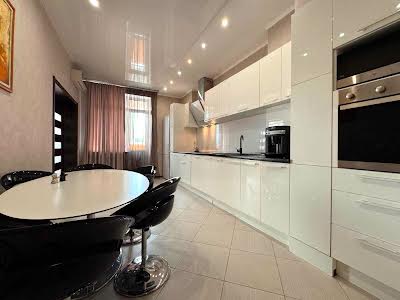 квартира по адресу Коперника ул., 12Д