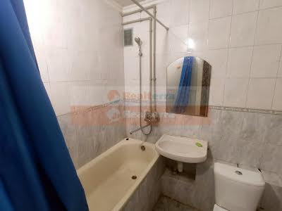 квартира за адресою Стратегічне шосе (Науки), 17