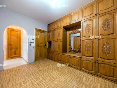 квартира по адресу Натальи Ужвий ул., 112