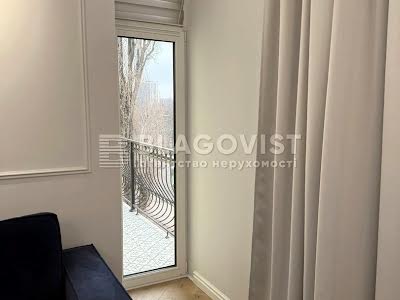 квартира по адресу Авиаконструктора Антонова ул., 2/32