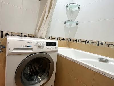 квартира за адресою Тростянецька вул., 49