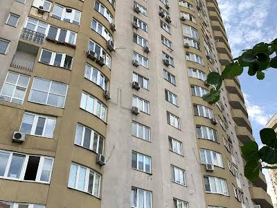 квартира за адресою Урловськая, 11А