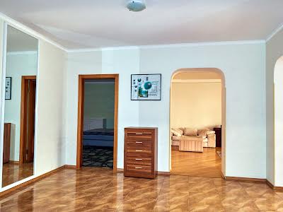 квартира по адресу Старонаводницкая ул., 4-В