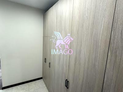 квартира за адресою Зарічна вул., 4