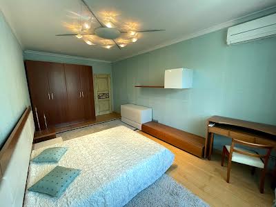 квартира по адресу Кропивницкого ул., 8