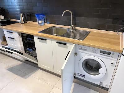 квартира по адресу Кондратюка Юрия ул., 3