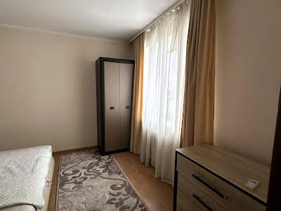 квартира за адресою дека, 12/37