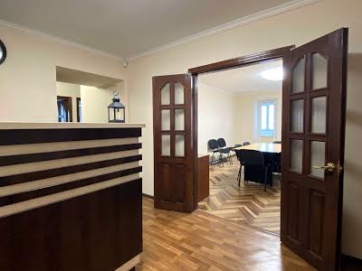 квартира по адресу Святошинская ул., 4