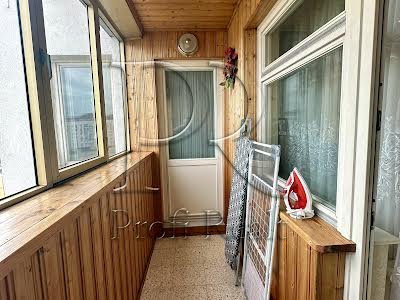 квартира по адресу Ивана Пулюя ул., 1А