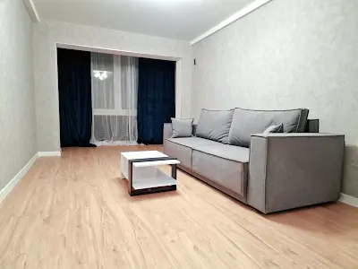 квартира за адресою Солом'янська вул., 10