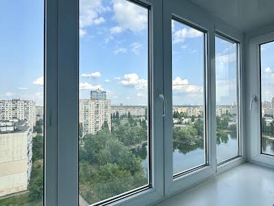 квартира по адресу Героев Днепра ул., 38-Б